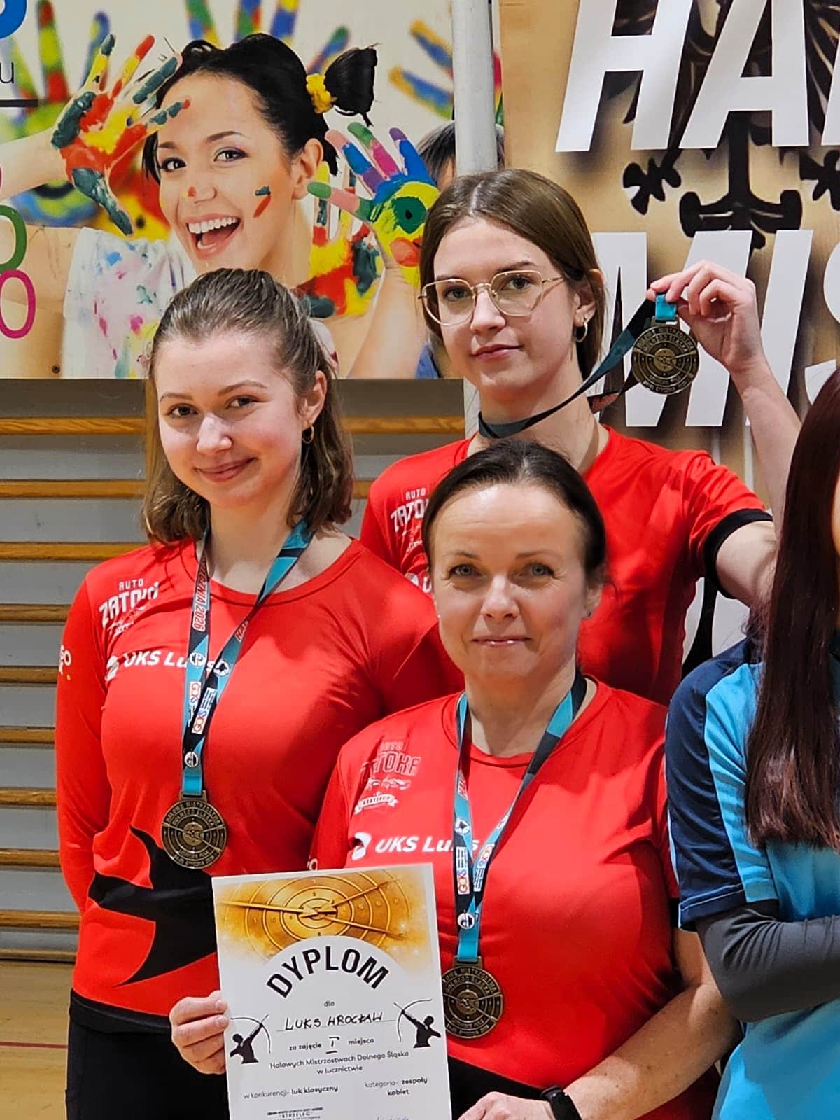 Aleksandra Szczerbuk Monika Kapuścińska Joanna Wójcikiewicz zwyciężczyni zawodów UKS Luks