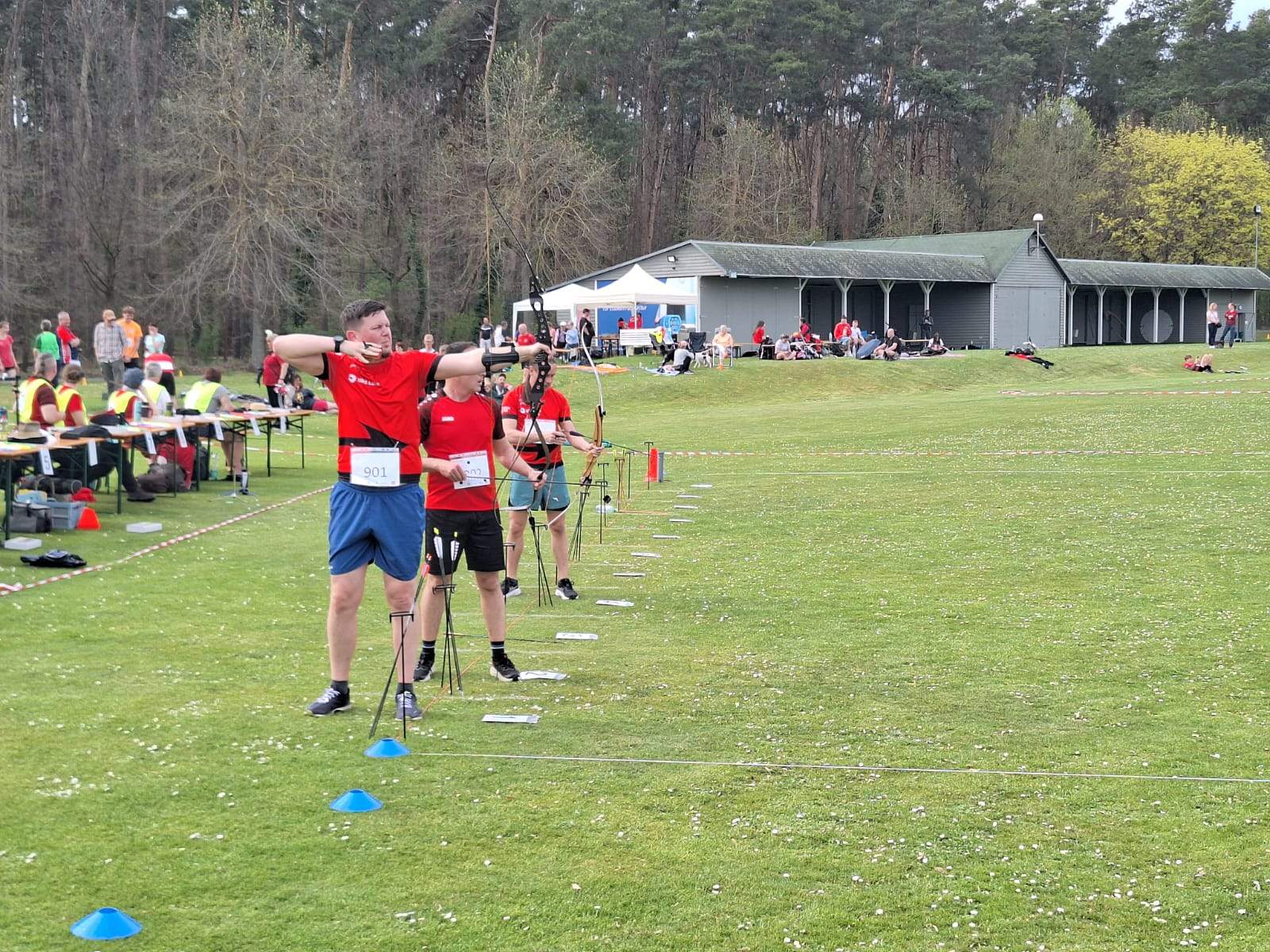 Adam Plato UKS Luks run archery